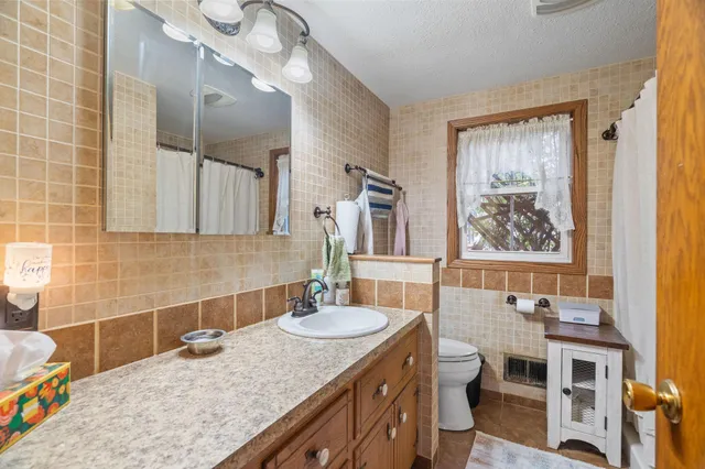 $300,000 | 8151 Griffith Avenue Northwest, Maple Lake, MN 55358