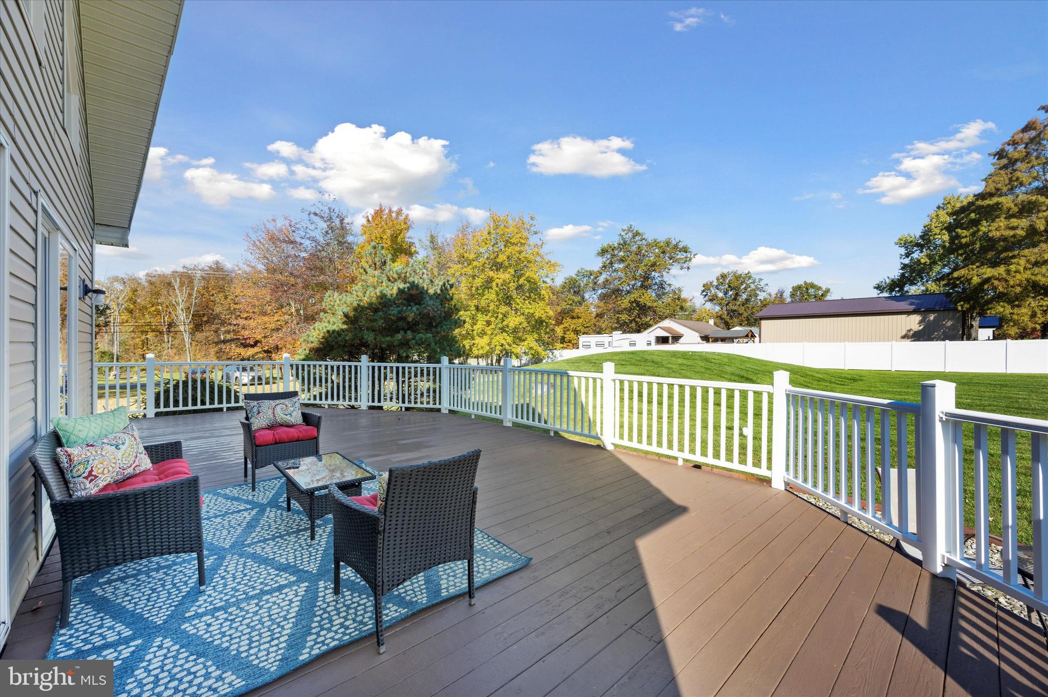 2943 Upper Ridge Road Pennsburg, PA 18073 - Photo 5 of 49