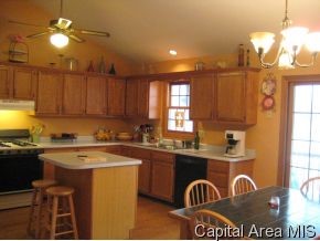 111 West Raylots Spaulding, IL 62561 - Photo 2 of 12 Gallery Image 2