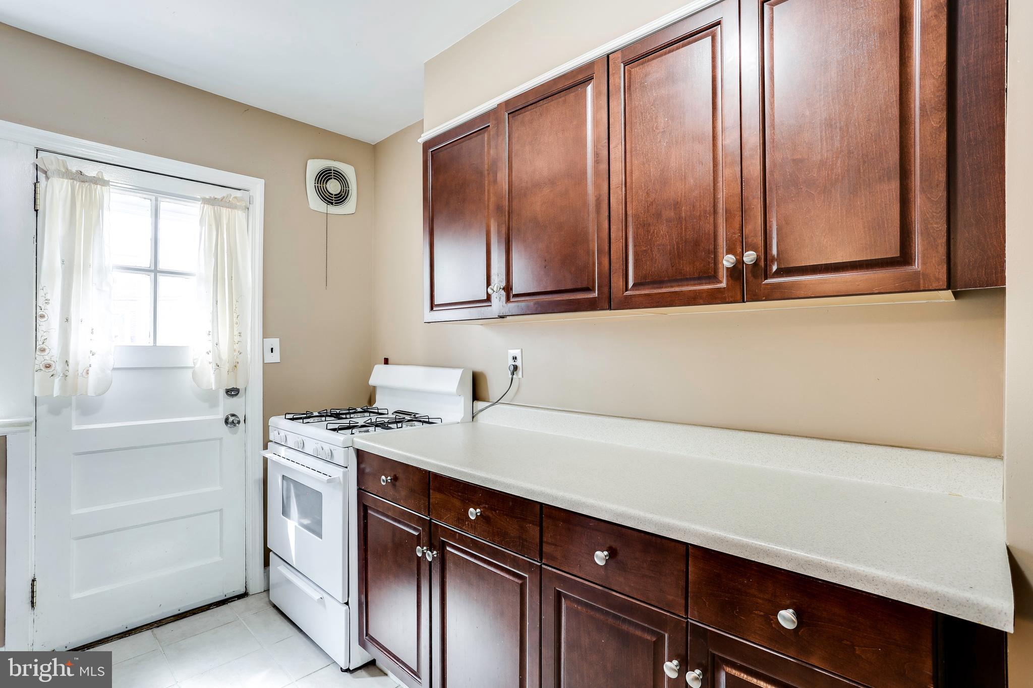 1705 Glen Ridge Road Towson, MD 21286 - Photo 14 of 34