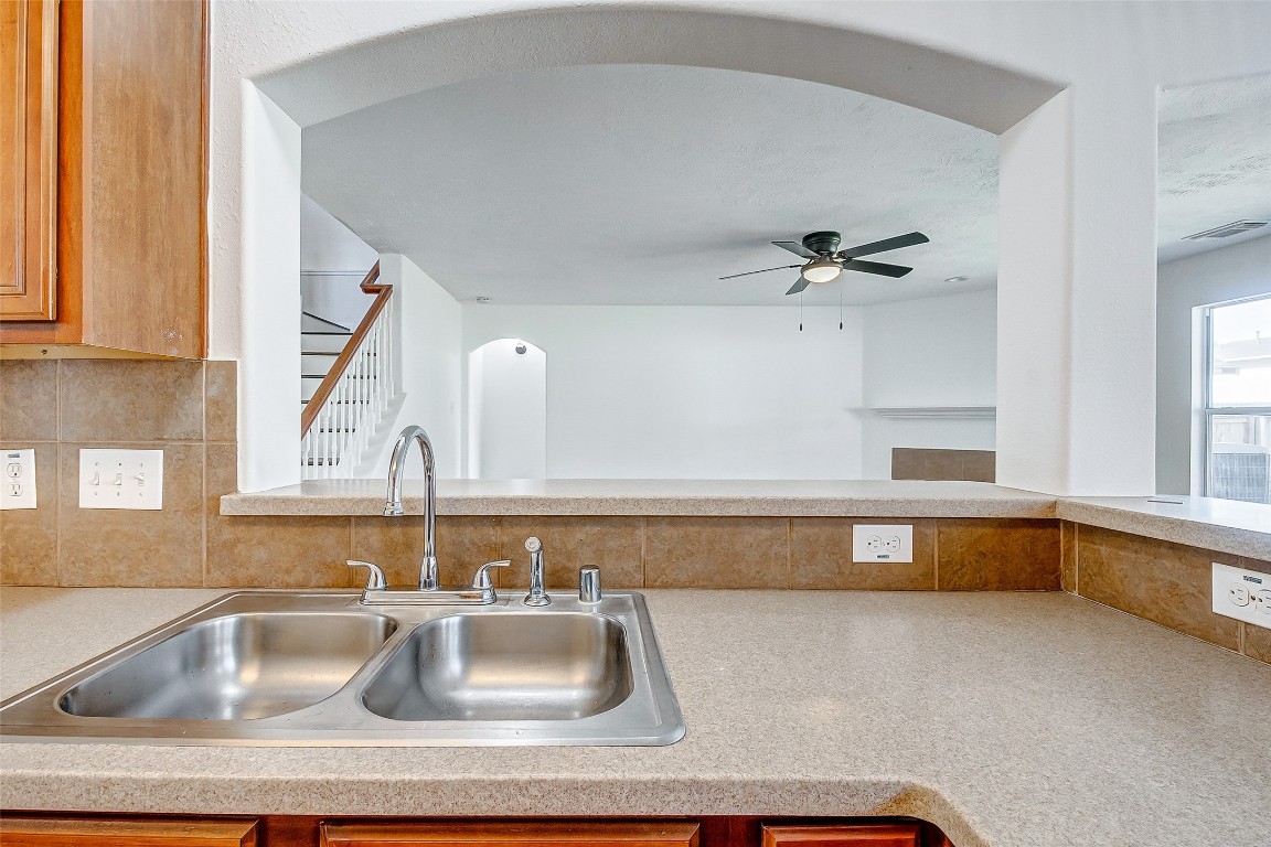 1910 Adobe Falls Drive Spring, TX 77388 - Photo 17 of 50