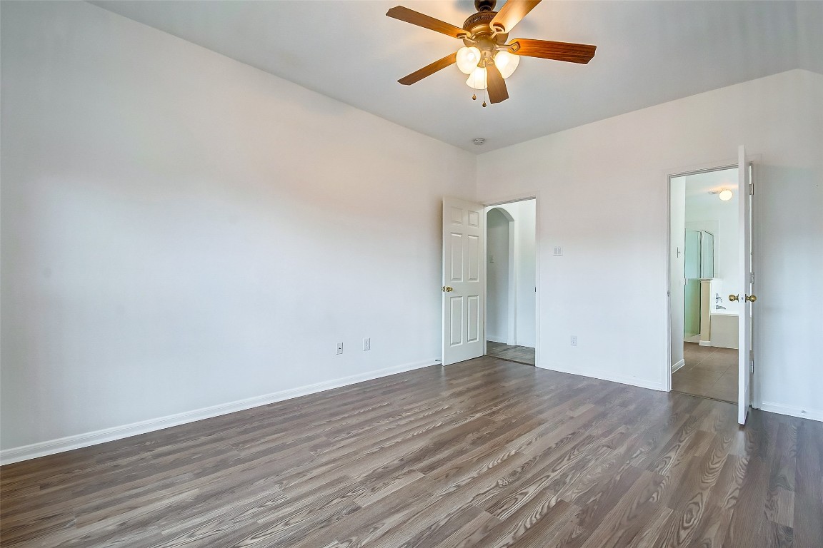 1910 Adobe Falls Drive Spring, TX 77388 - Photo 27 of 50