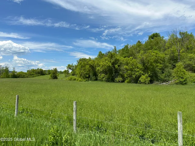 $200,000 | 2368 County Rte 12, Whitehall, NY 12887