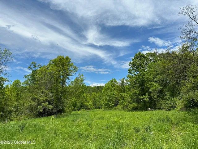 $200,000 | 2368 County Rte 12, Whitehall, NY 12887