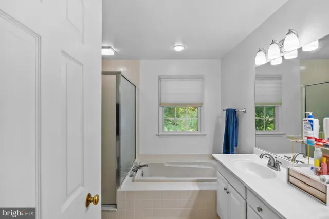 $319,900 | 1964 Meadow Lane, Reading, PA 19610