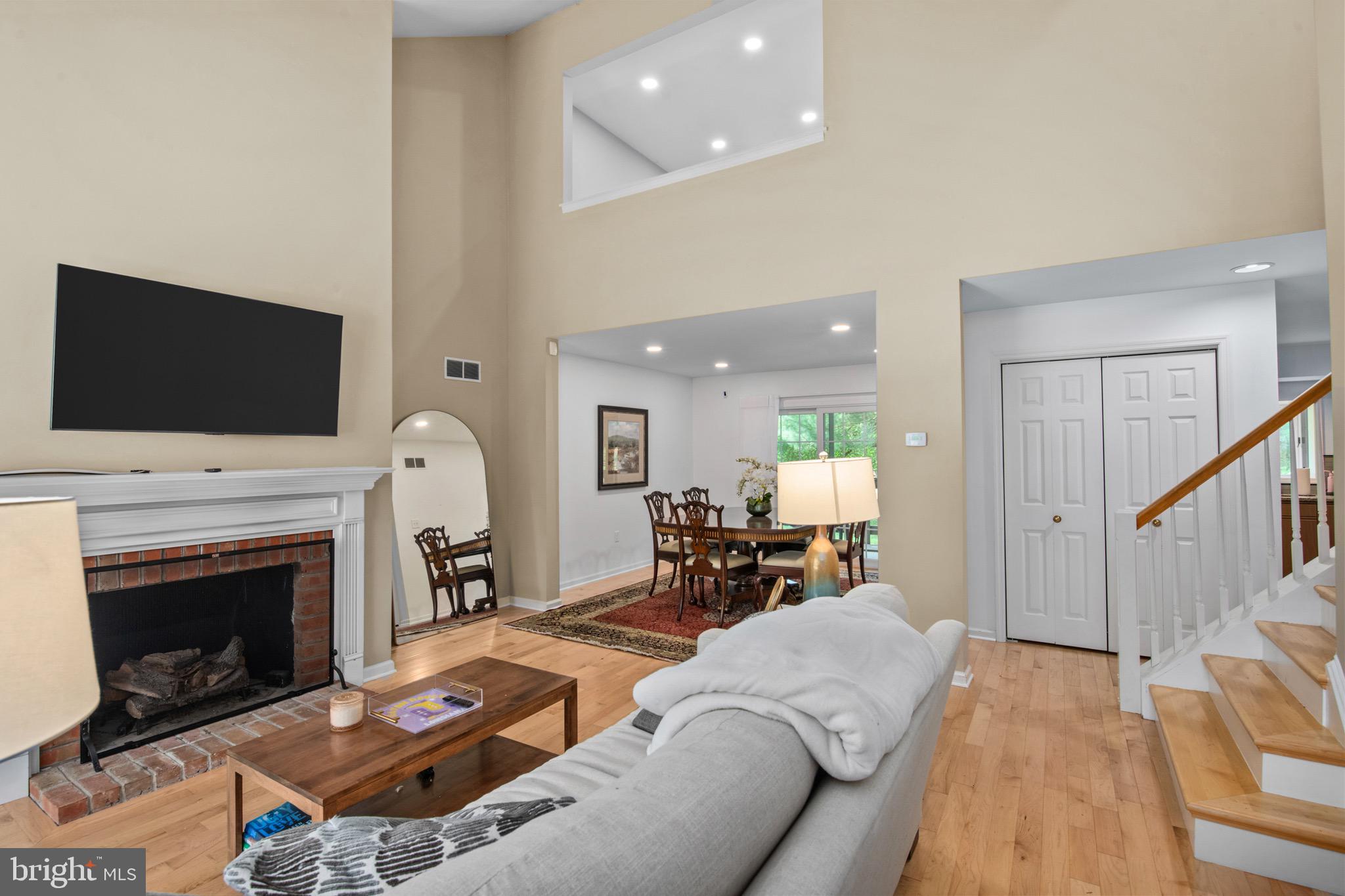 1964 Meadow Lane Reading, PA 19610 - Photo 4 of 31