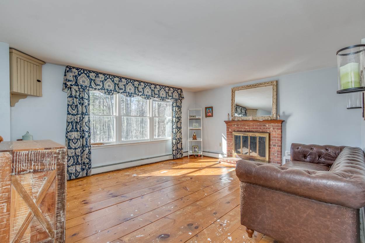96 Wash Pond Road Hampstead, NH 03841 - Photo 17 of 32
