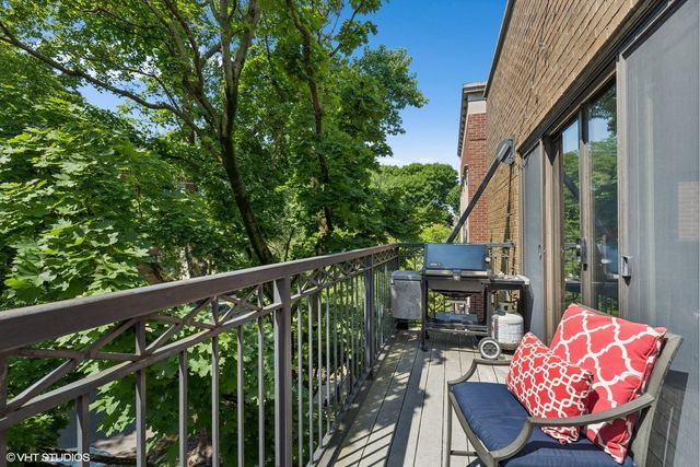 $390,000 | 1122 West Altgeld Street, Unit 10, Chicago, IL 60614