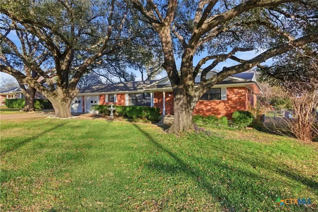 $275,000 | 3413 Meadow Oaks Drive, Temple, TX 76502