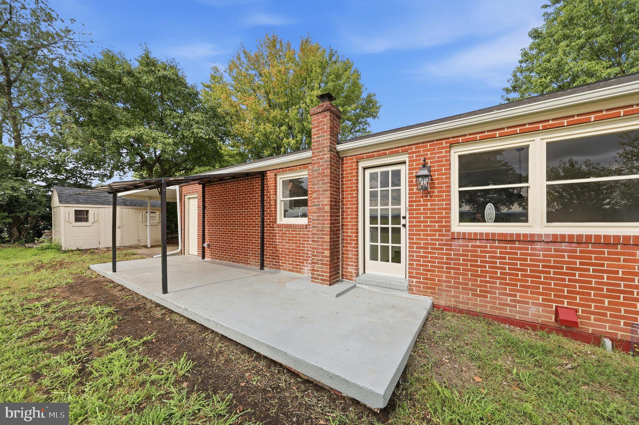 13819 Broadfording Church Road Hagerstown, MD 21740 - Photo 37 of 39 Patio
