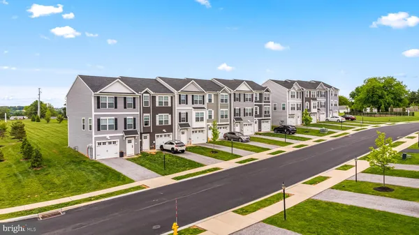 $279,900 | 454 Bradford Drive, Red Lion, PA 17356