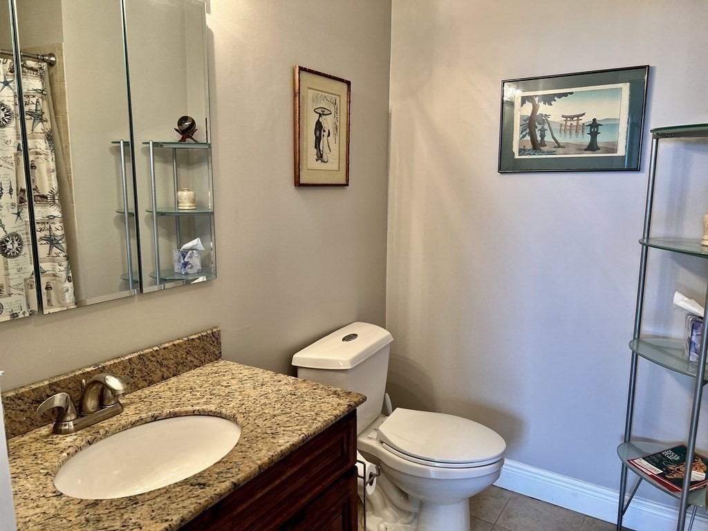 1008 Paradise Road, Unit PHG Swampscott, MA 01907 - Photo 29 of 41 Gallery Image 29
