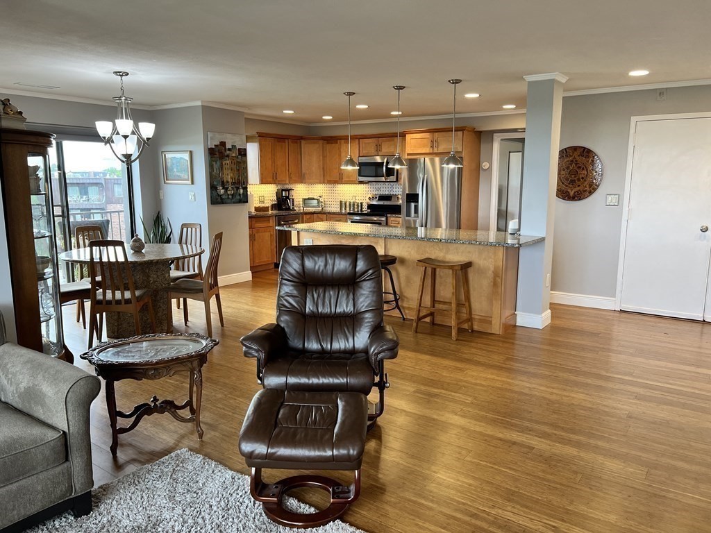 1008 Paradise Road, Unit PHG Swampscott, MA 01907 - Photo 9 of 41 Gallery Image 9