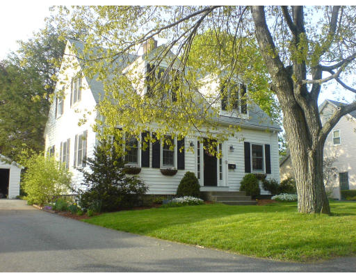 7 Emerson Place Needham, MA 02492 - Photo 1 of 13 Gallery Image 1