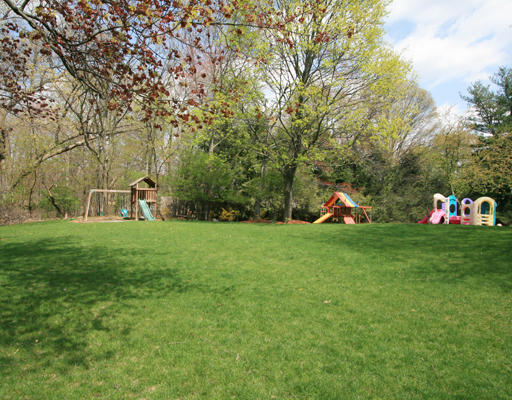 7 Emerson Place Needham, MA 02492 - Photo 5 of 13 Gallery Image 5