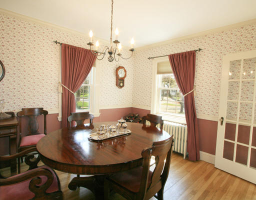 7 Emerson Place Needham, MA 02492 - Photo 7 of 13 Gallery Image 7
