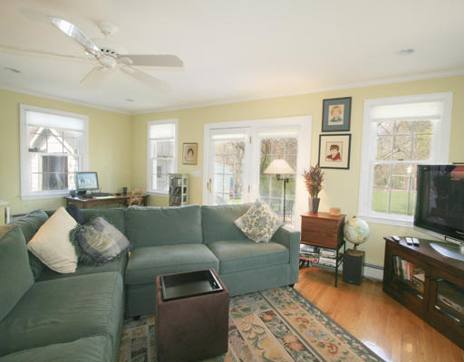 7 Emerson Place Needham, MA 02492 - Photo 8 of 13 Gallery Image 8
