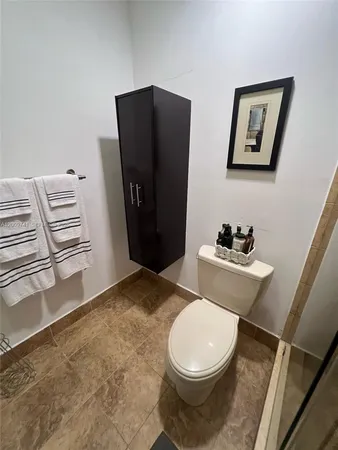 $4,300 | 921 Northwest 133rd Avenue, Miami, FL 33182