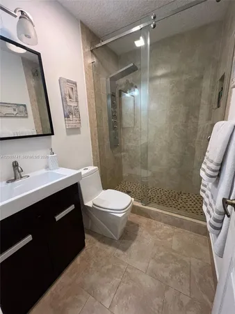 $4,300 | 921 Northwest 133rd Avenue, Miami, FL 33182