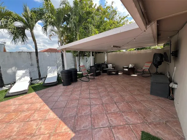 $4,300 | 921 Northwest 133rd Avenue, Miami, FL 33182