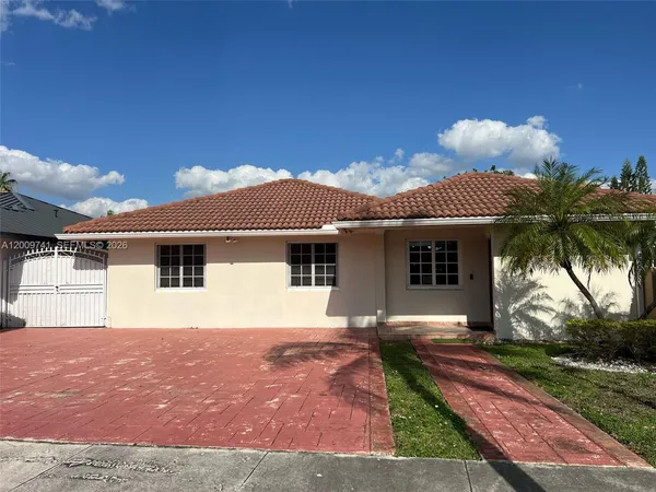 $4,300 | 921 Northwest 133rd Avenue, Miami, FL 33182