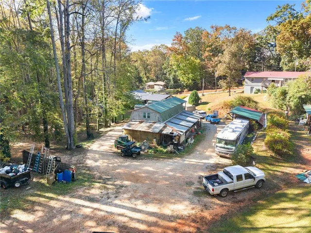 $999,900 | 221 Shallowford Drive, Gainesville, GA 30504