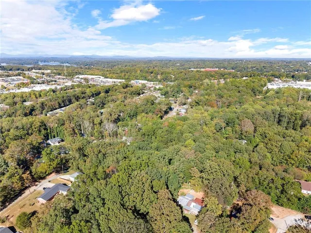 $999,900 | 221 Shallowford Drive, Gainesville, GA 30504