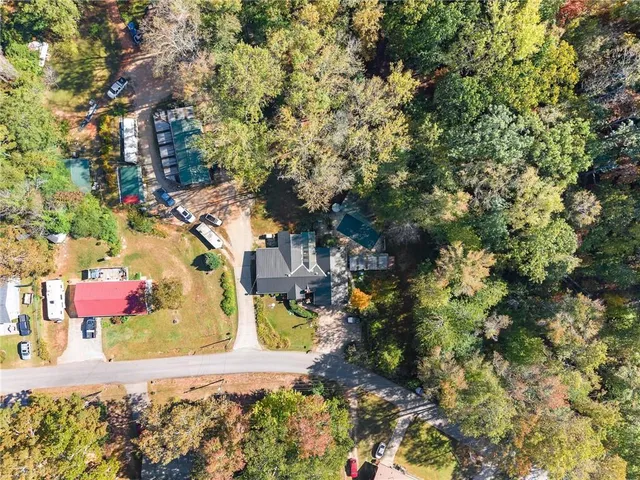 $999,900 | 221 Shallowford Drive, Gainesville, GA 30504