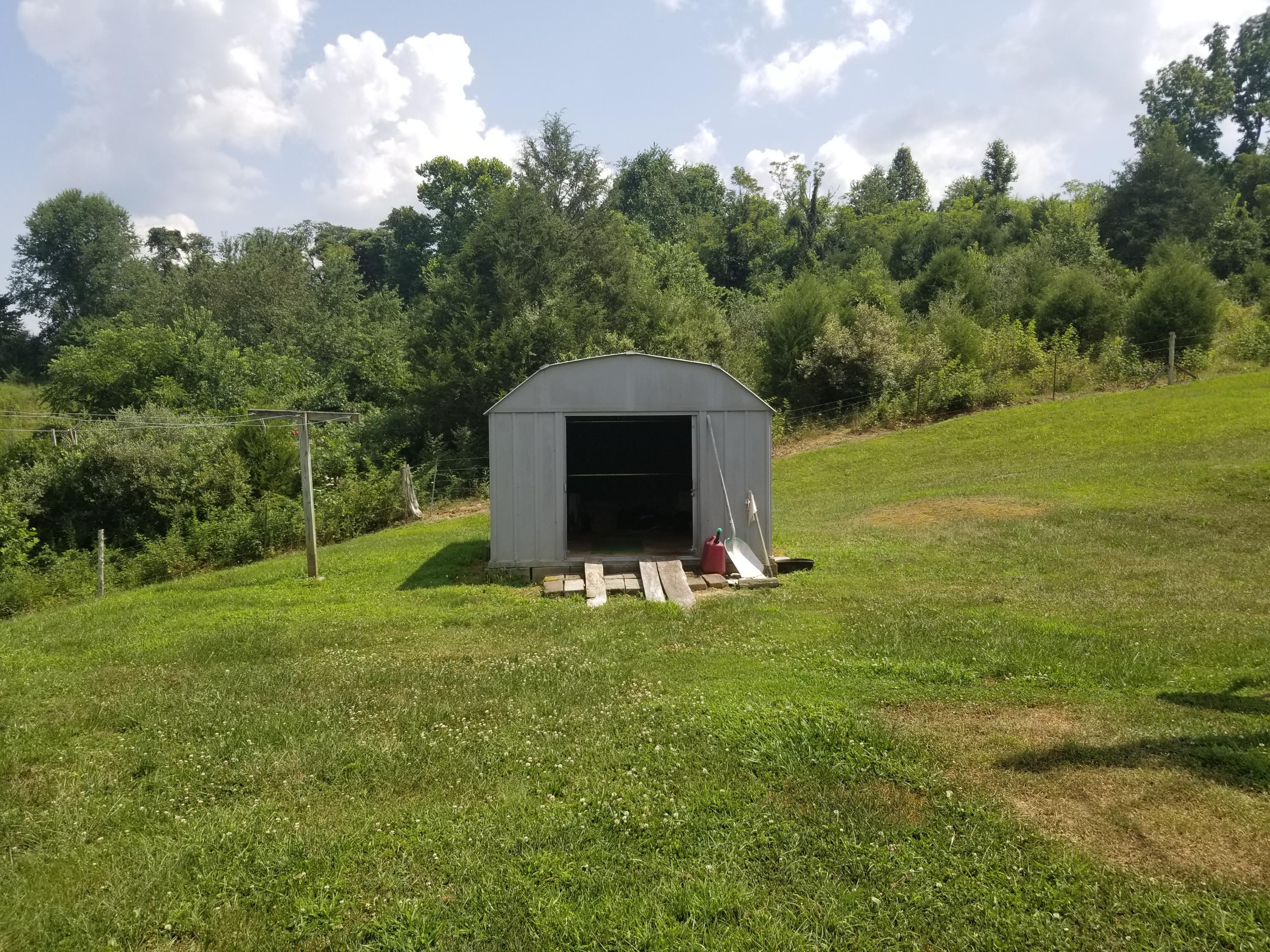 417 Haley Road Rose Hill, VA 24281 - Photo 10 of 23 20180713_152222