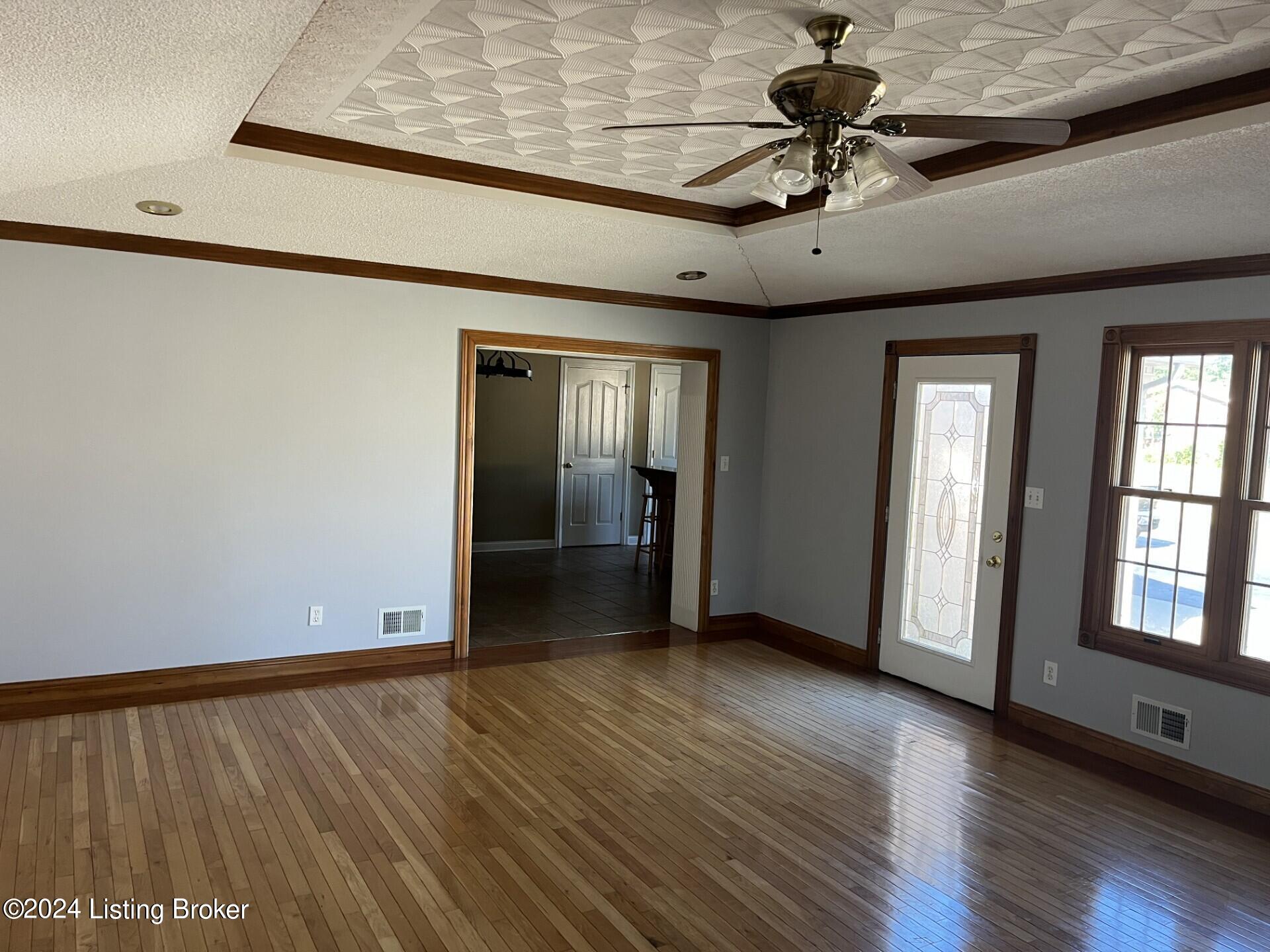 1582 Balltown Road Bardstown, KY 40004 - Photo 7 of 30 6