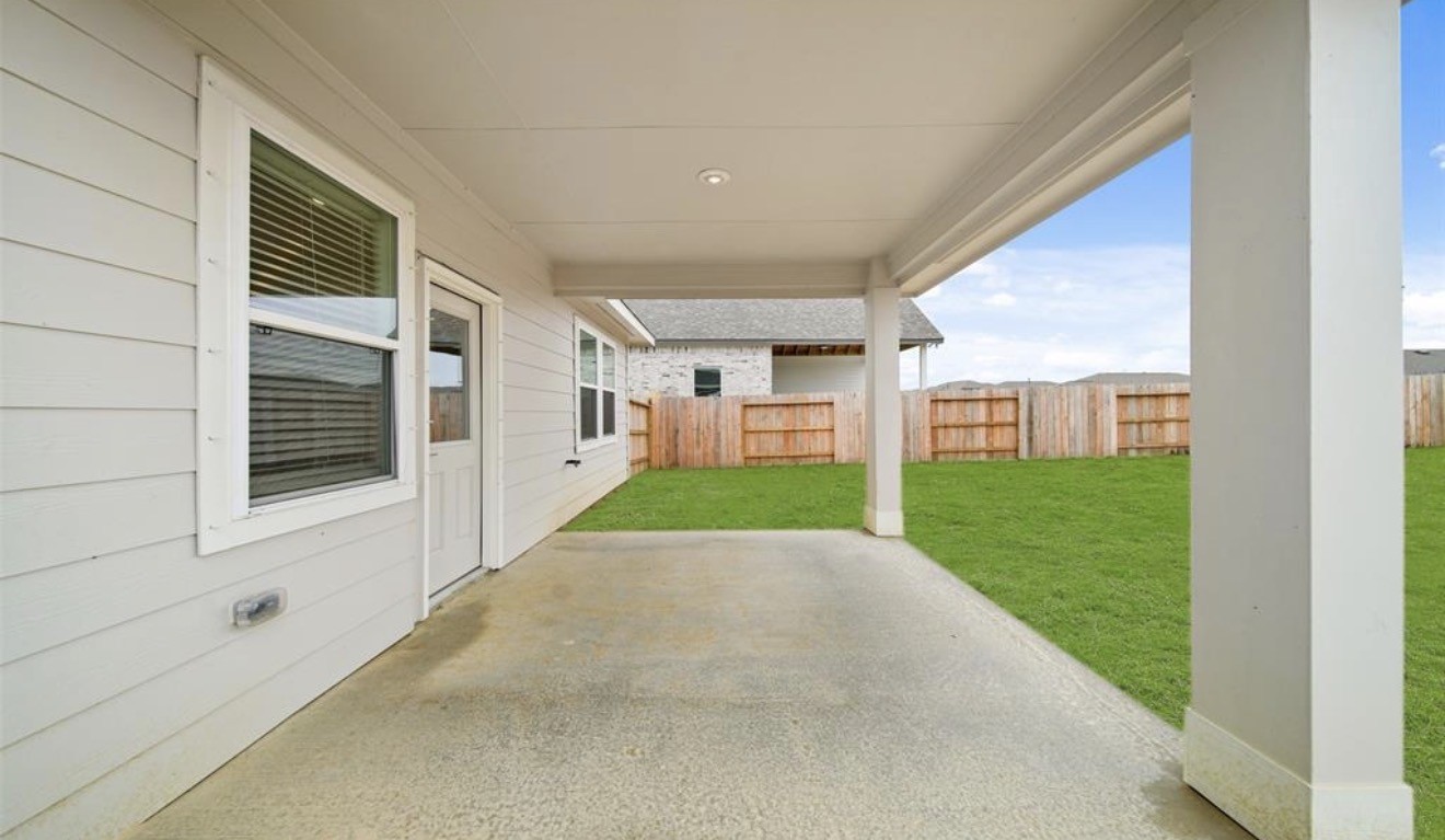 302 Little Spg Court Anahuac, TX 77514 - Photo 20 of 23