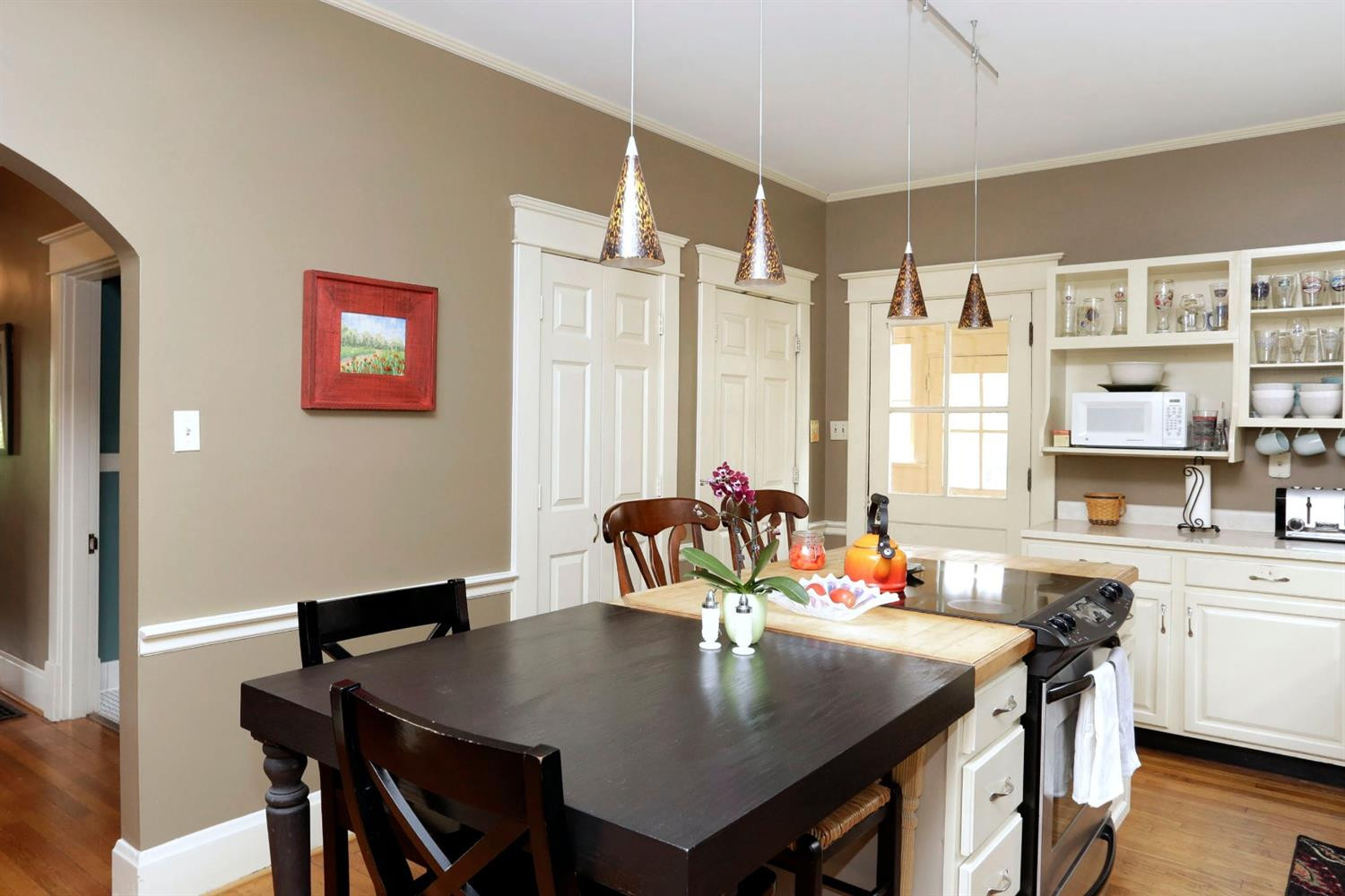 329 Sycamore Road Lexington, KY 40502 - Photo 9 of 29 Photo 9