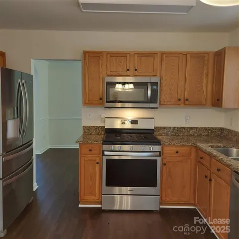 $1,995 | 14333 Carolina Forest Court, Charlotte, NC 28273