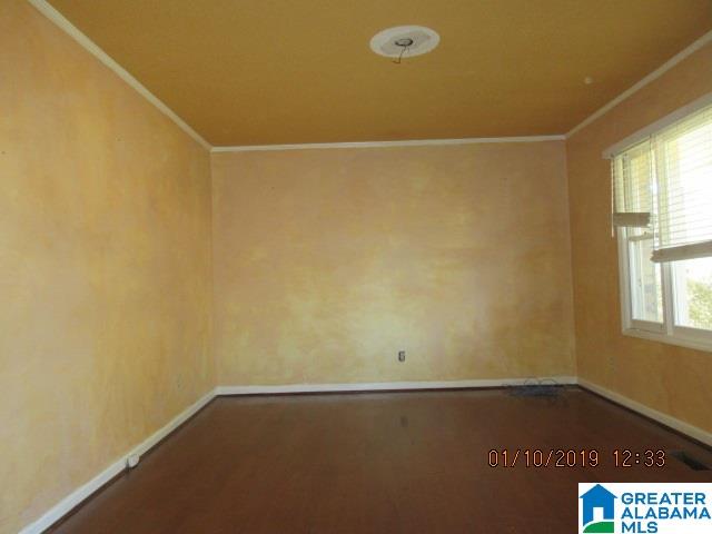 525 Overhill Road Pelham, AL 35124 - Photo 2 of 13
