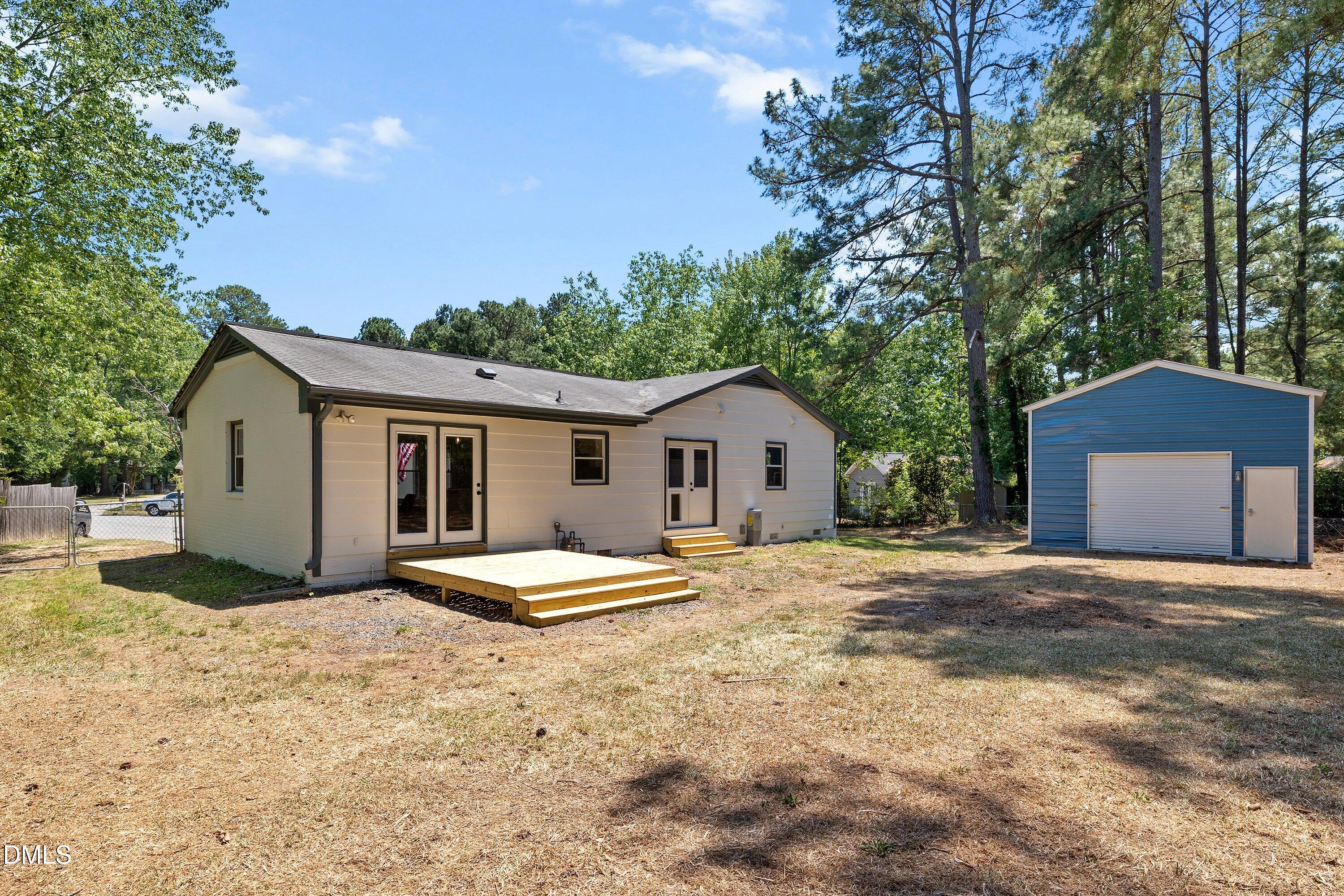 118 Temple Lane Durham, NC 27713 - Photo 39 of 44 Back yard