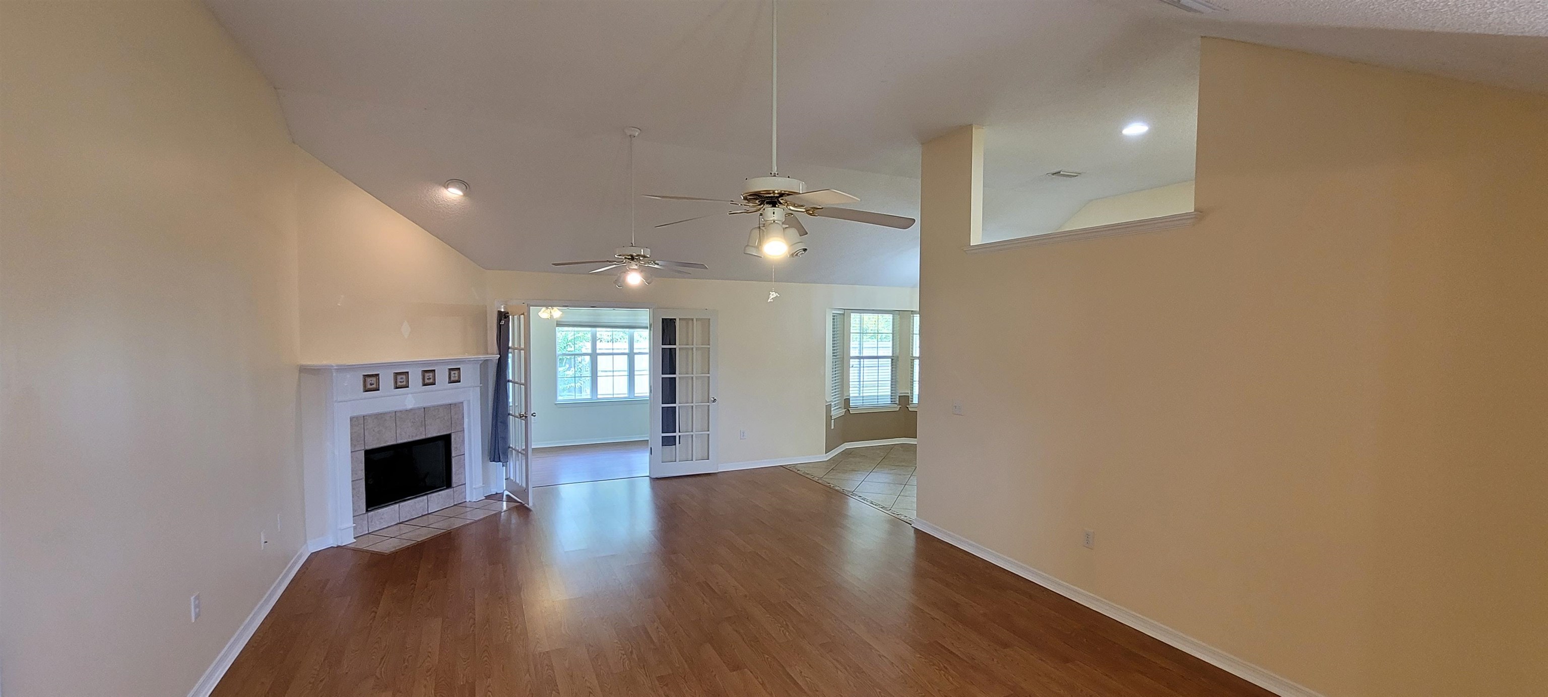 14714 Abacus Drive Foley, AL 36535 - Photo 3 of 47 Living Room