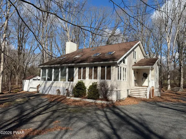 $4,000 | 811 Paddock Court, Hawley, PA 18428