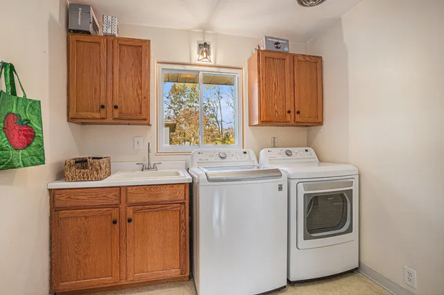 $289,900 | 1803 Prosperity Drive, Portage, MI 49002