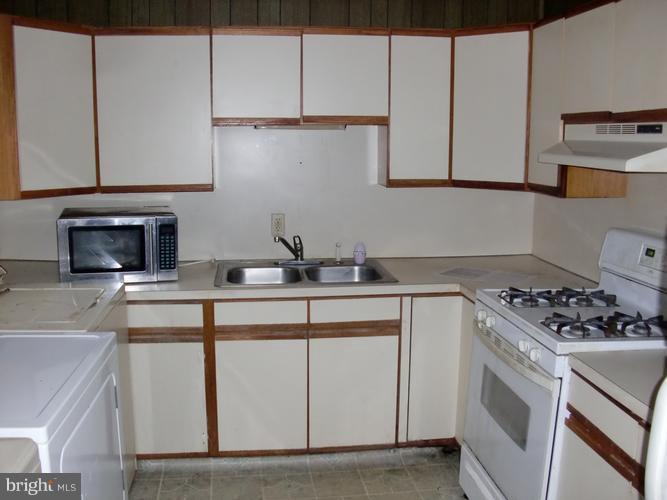 968 Warburton Road Elkton, MD 21921 - Photo 4 of 10 Kitchen