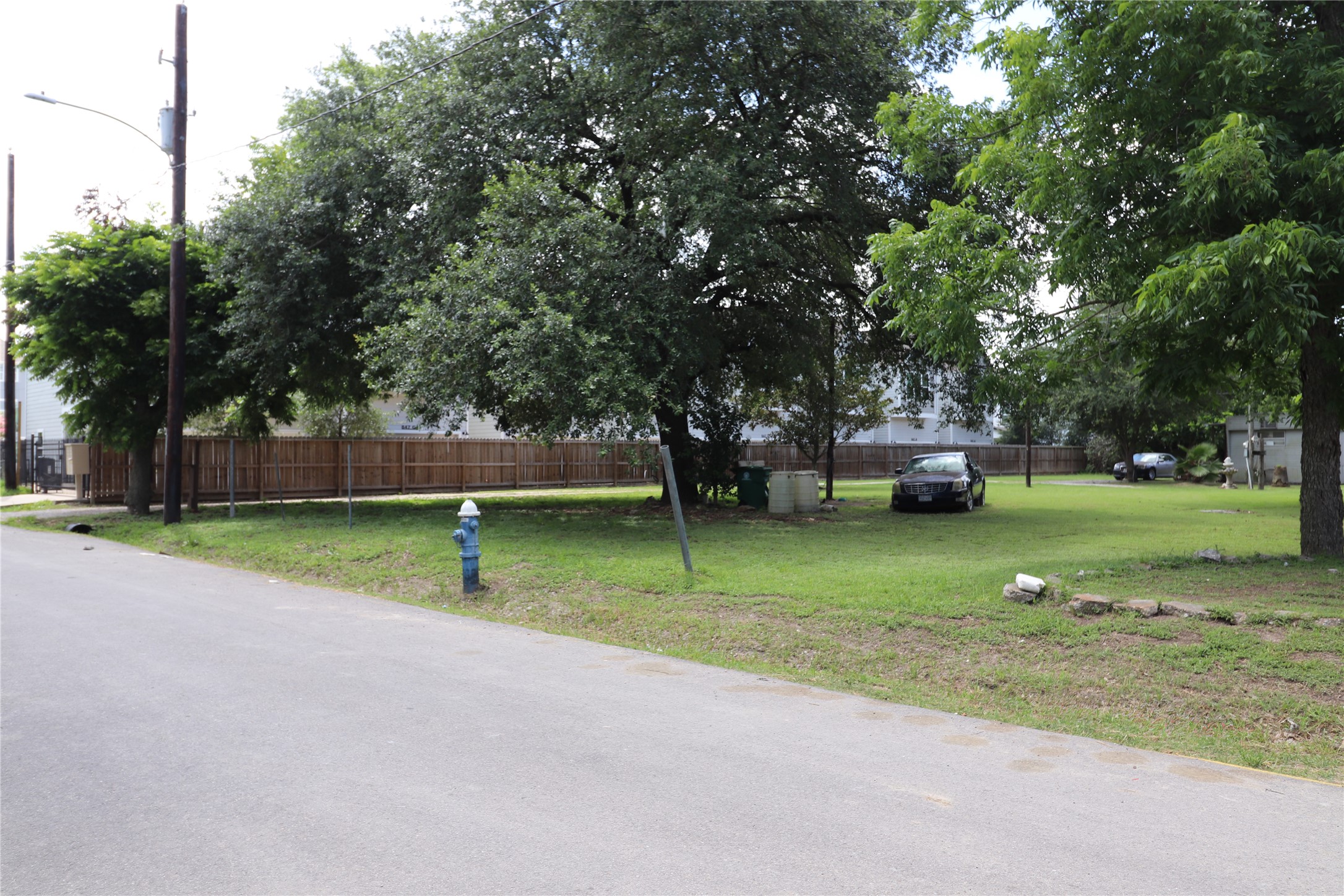 853 Rachel Street Houston, TX 77091 - Photo 9 of 13 Street view prime frontage in a developing neighborhood. Modest trailer sits onsite but the real deal is the land, surrounded by new construction.