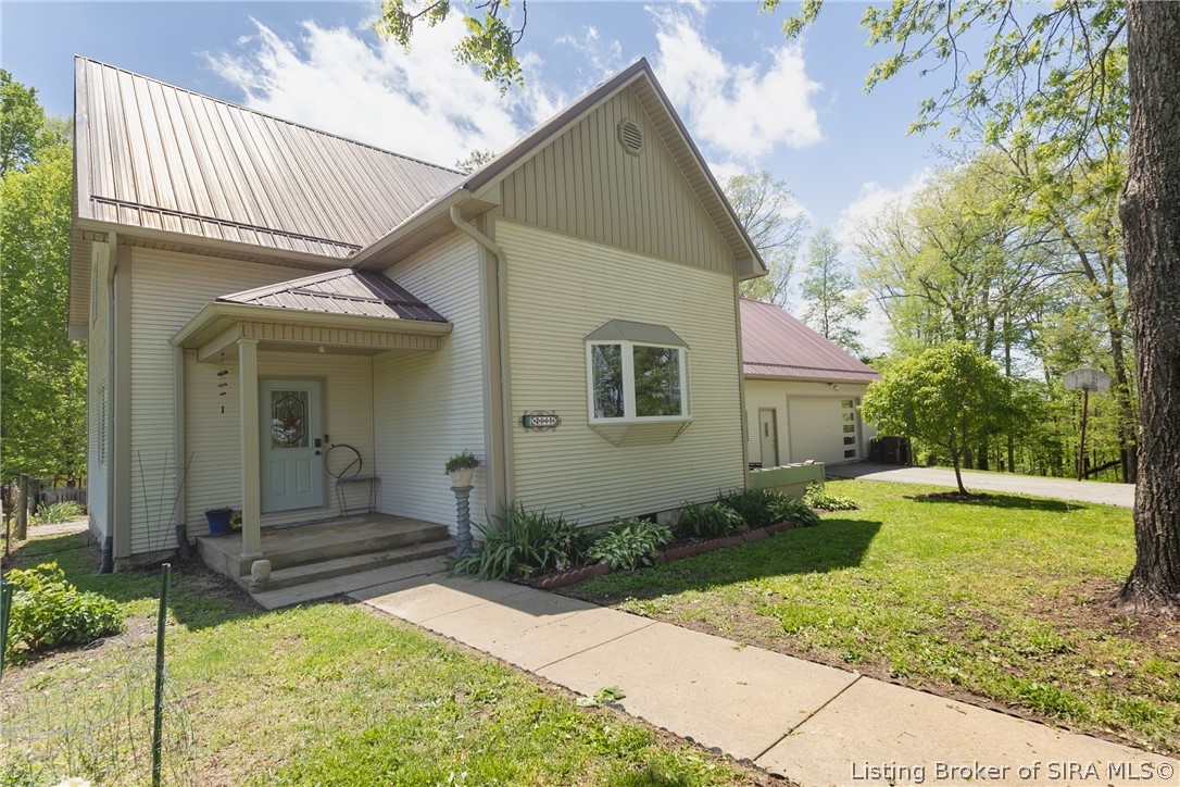 2041 West Walnut Ridge Road Salem, IN 47167 - Photo 2 of 34