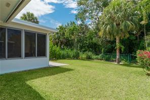 713 Southeast Stypmann Boulevard, Unit 713 Stuart, FL 34994 - Photo 15 of 29