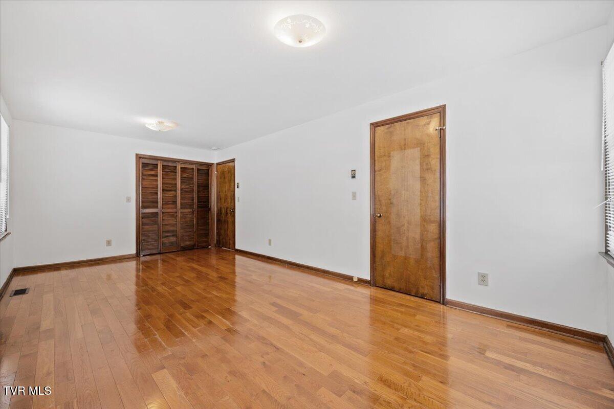 836 Colonial Road Southwest Abingdon, VA 24210 - Photo 19 of 35 19-HPO2263