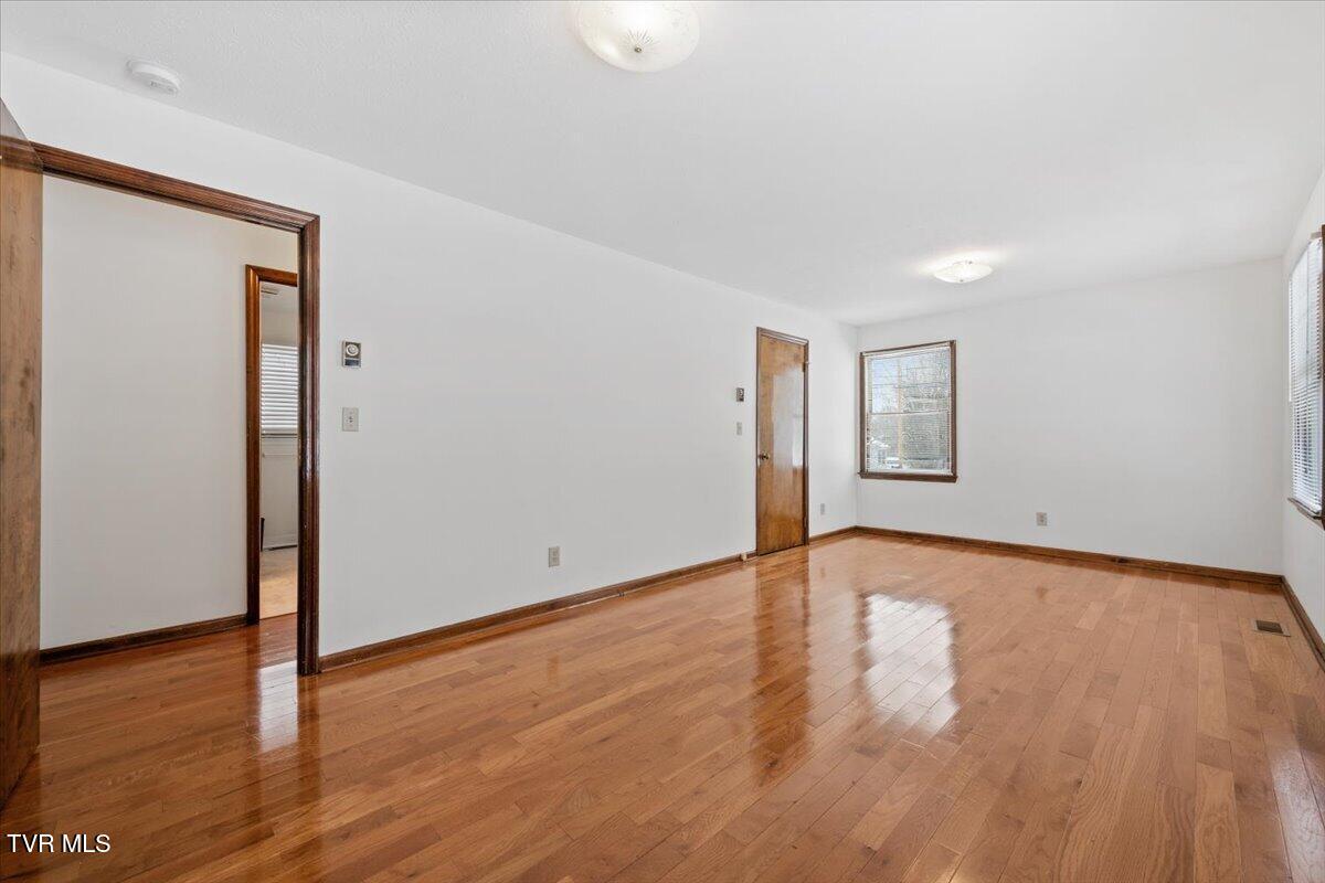 836 Colonial Road Southwest Abingdon, VA 24210 - Photo 20 of 35 20-HPO2266