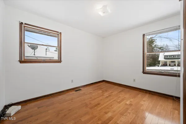 $249,000 | 836 Colonial Road Southwest, Abingdon, VA 24210