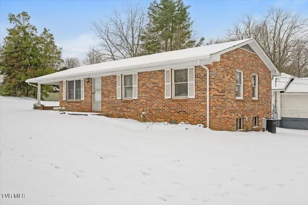 $249,000 | 836 Colonial Road Southwest, Abingdon, VA 24210