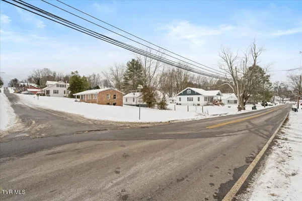 $249,000 | 836 Colonial Road Southwest, Abingdon, VA 24210