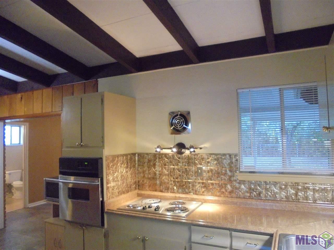 2111 Cedarcrest Avenue Baton Rouge, LA 70816 - Photo 3 of 16 Gallery Image 3