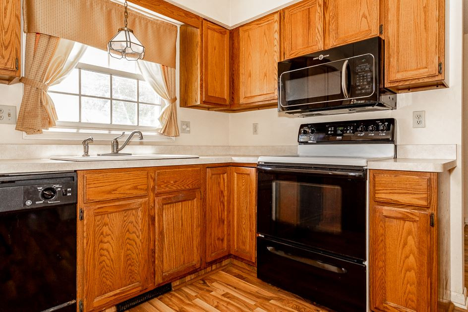 6265 North Valley Farm Road Jackson, MI 49201 - Photo 13 of 33 Photo 13