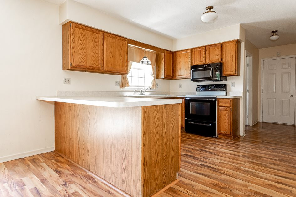 6265 North Valley Farm Road Jackson, MI 49201 - Photo 10 of 33 Photo 10